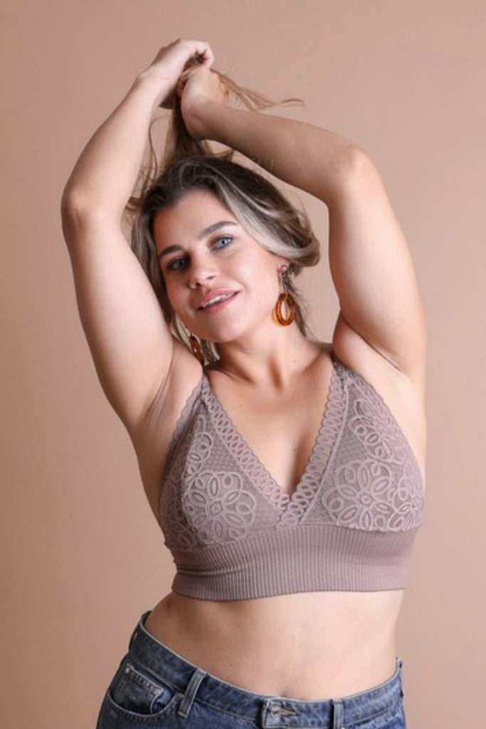 Bralettes for Big Boobs: Shop Them All