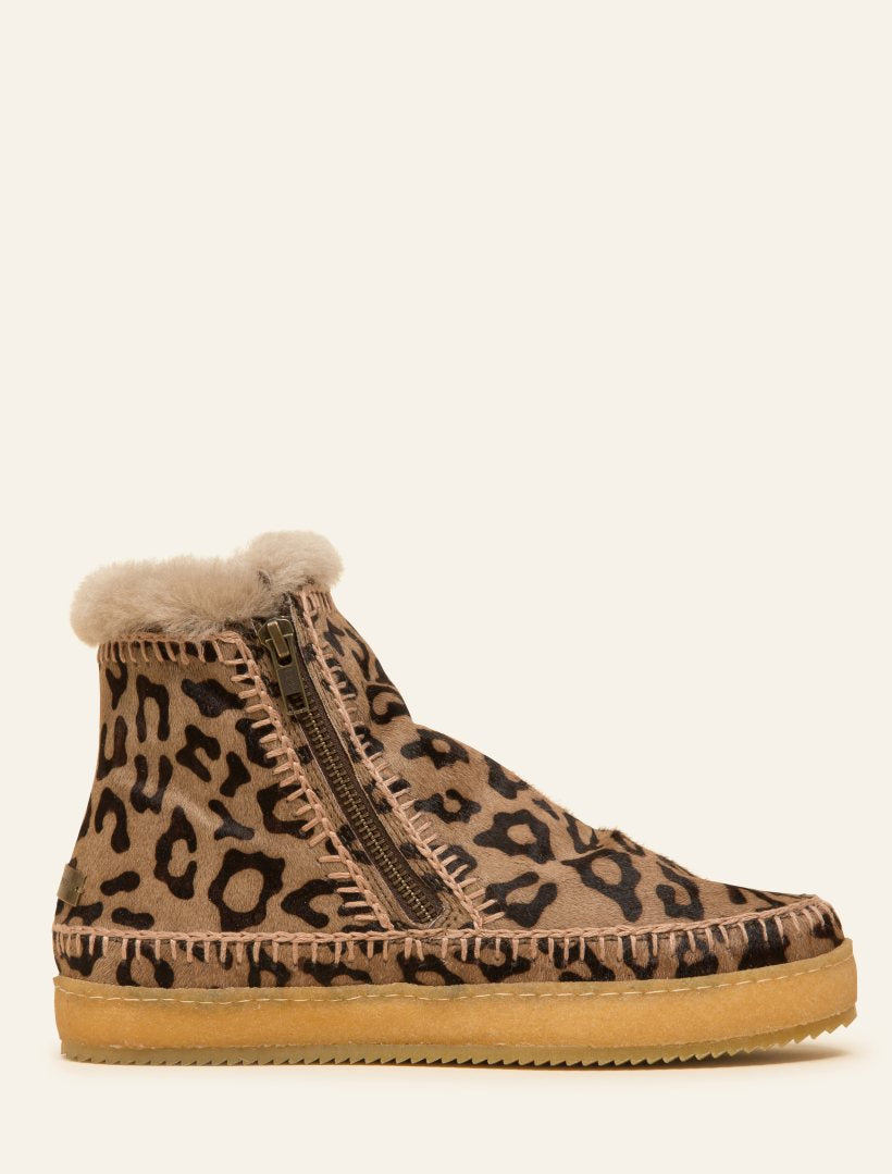 Leblon Crochet Sheepskin Zip up Ankle Boot Leopard – laidback london