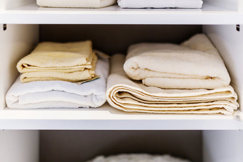how to keep linens fresh in storage