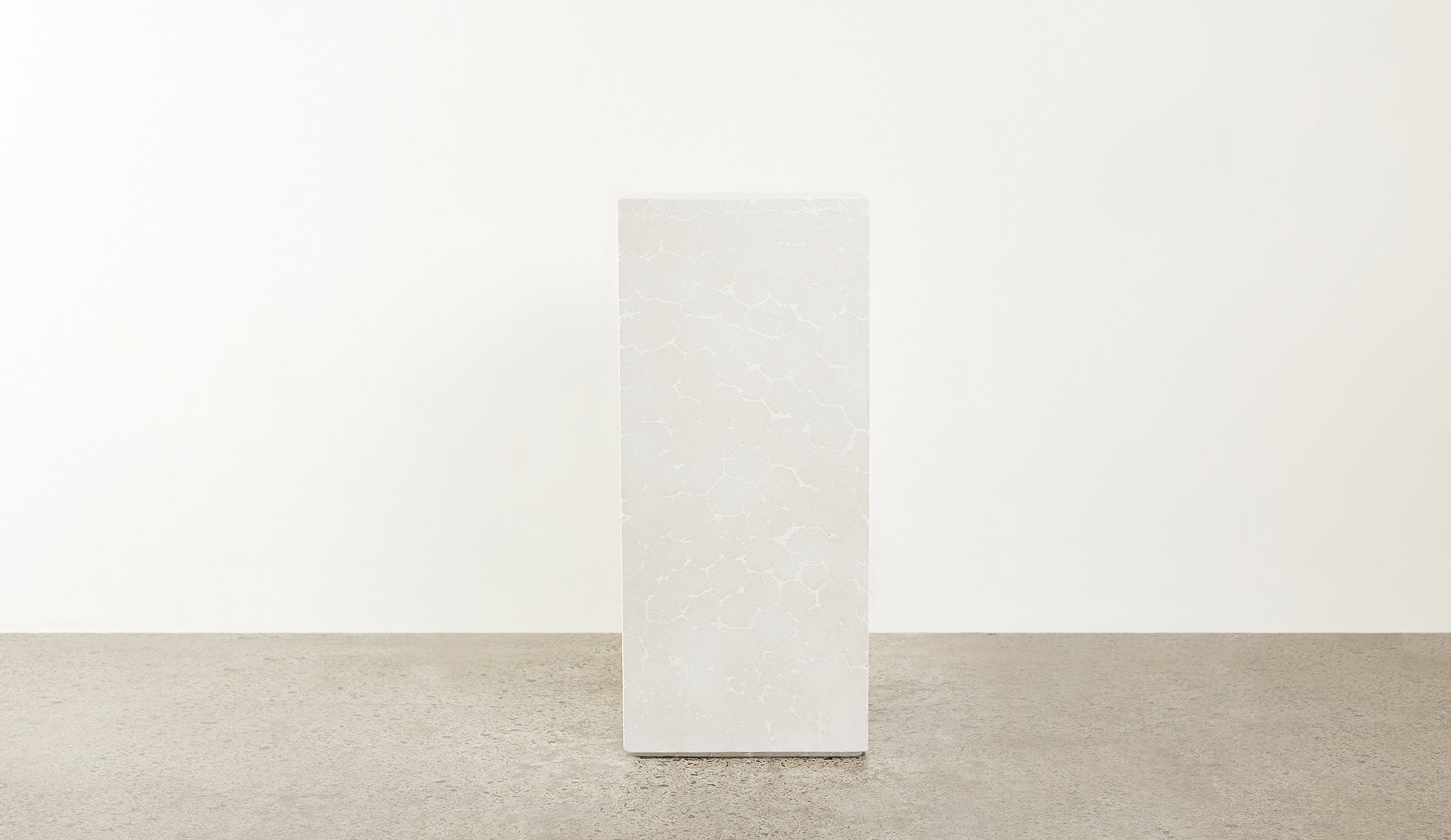 N E W | Hand-pressed concrete plinth - Tall – SLABS by Design