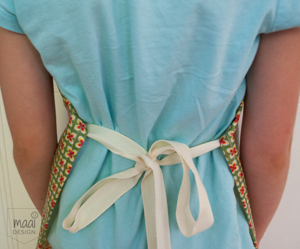 make a laminated apron in 30 minutes - maaidesign blog