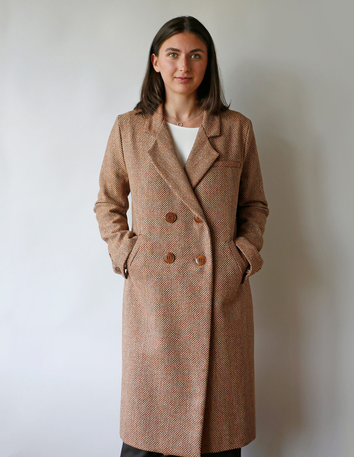 The classic coat by The Makers Atelier
