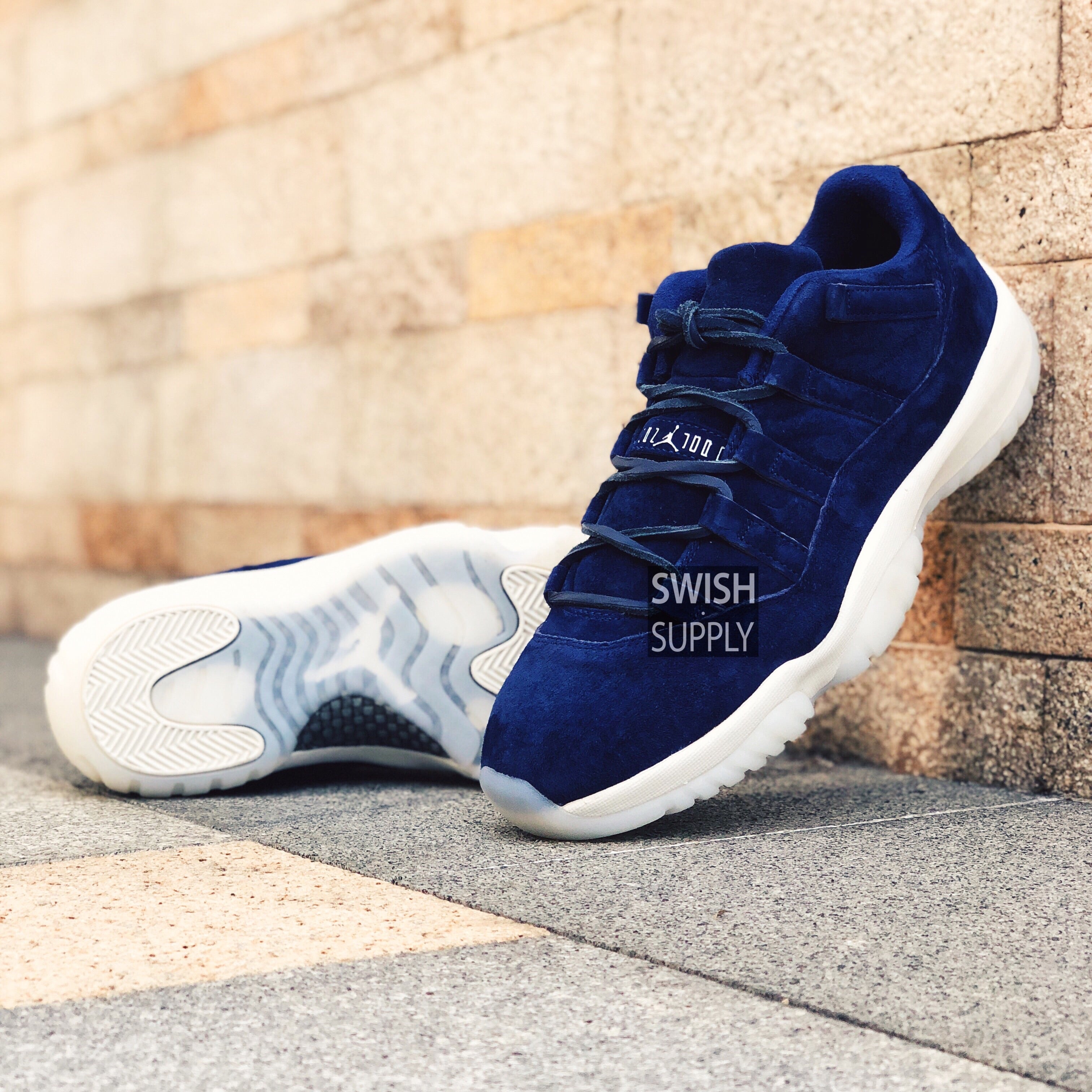 jordan 11 low jeter