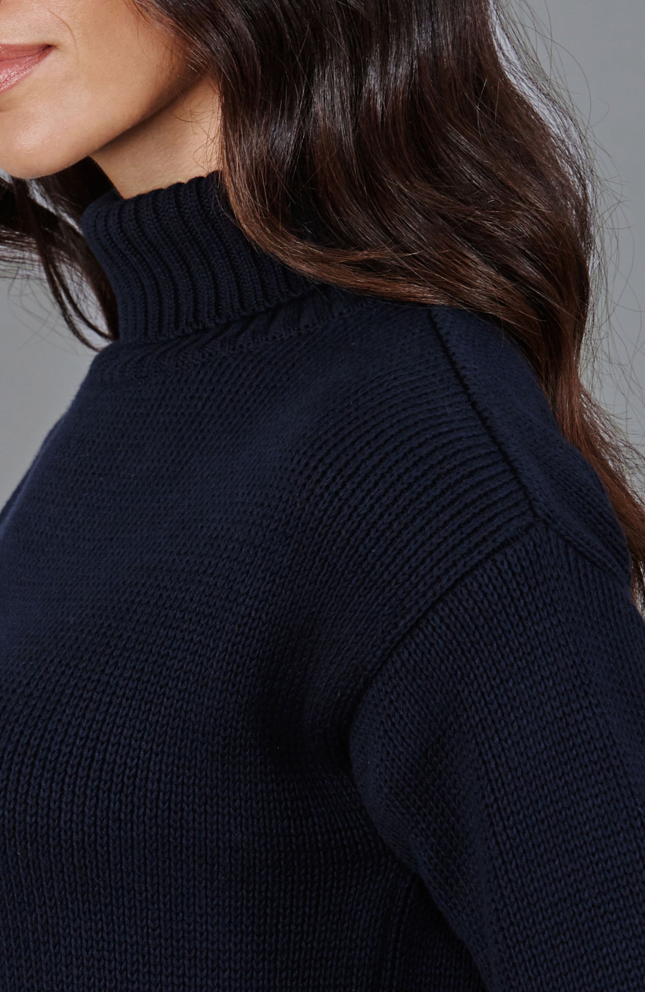 How To Wear A Turtleneck? Our Styling Guide – Paul James Knitwear