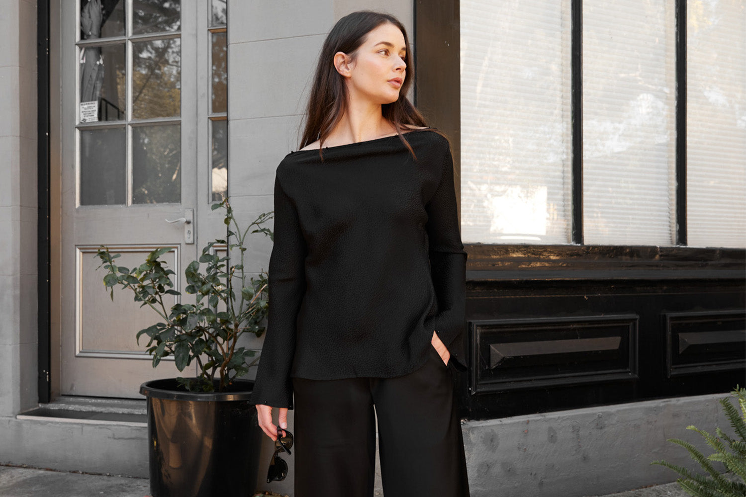 Why an All-Black Outfit Always Works | The UNDONE