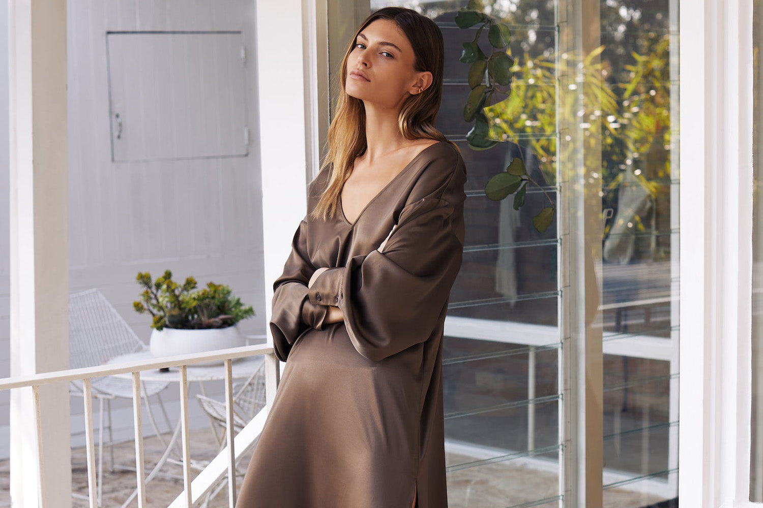 5 Ways To Wear Silk Staples from Solaqua | The UNDONE