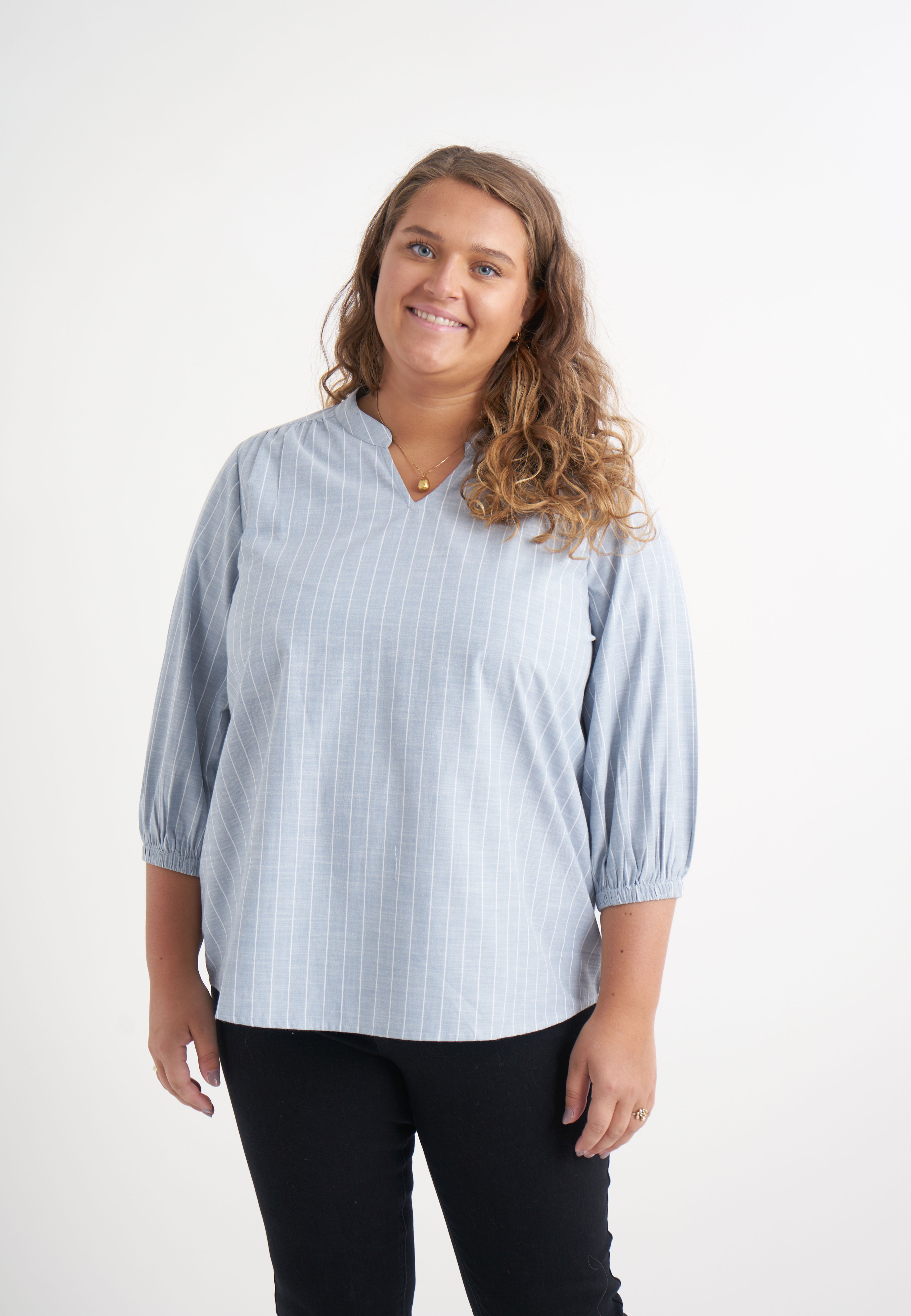 Billede af Apnorwalk - Light Blue - Bluse