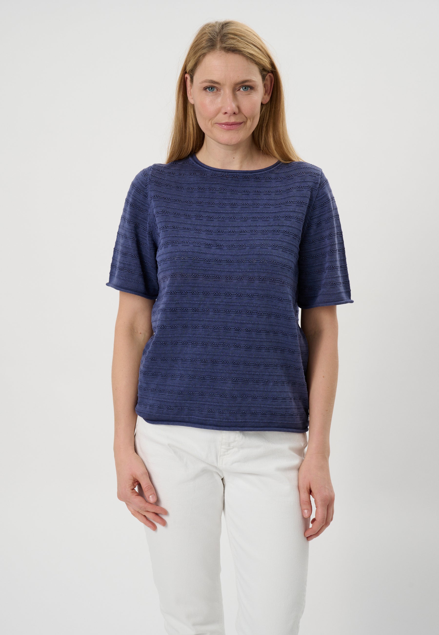 Se Liacacie - Navy Blue - T-shirt hos Gowoman.dk
