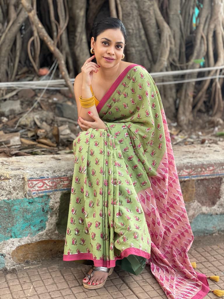 PISTACHIO ANAAR BUTTI - Mul Cotton Saree