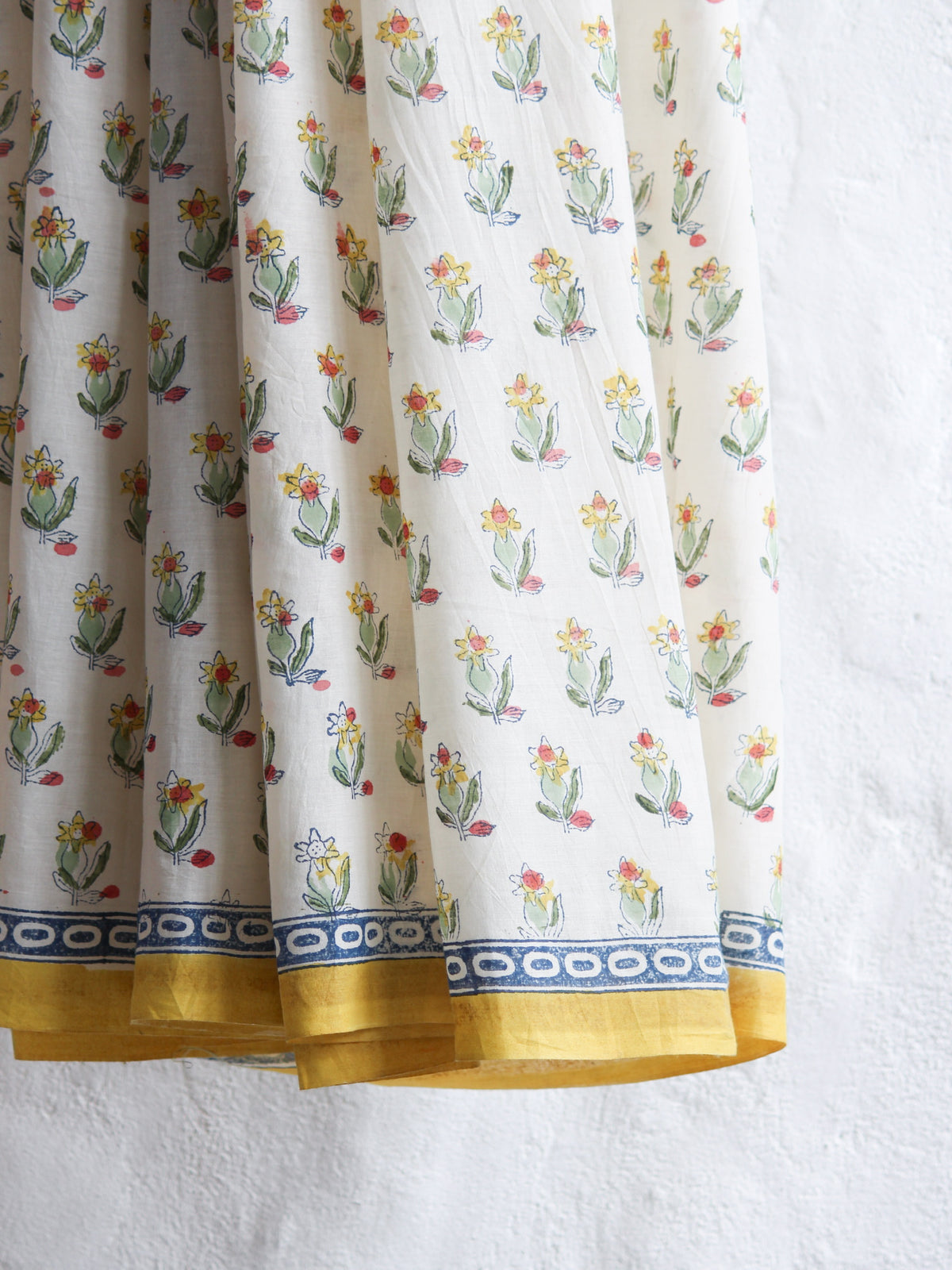 SUMMER BRIGHT - Mul Cotton Saree