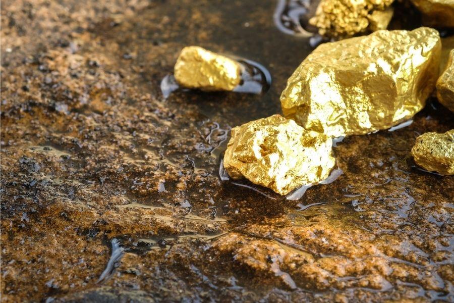 Is your gold fake? These 5 tests will help you identify