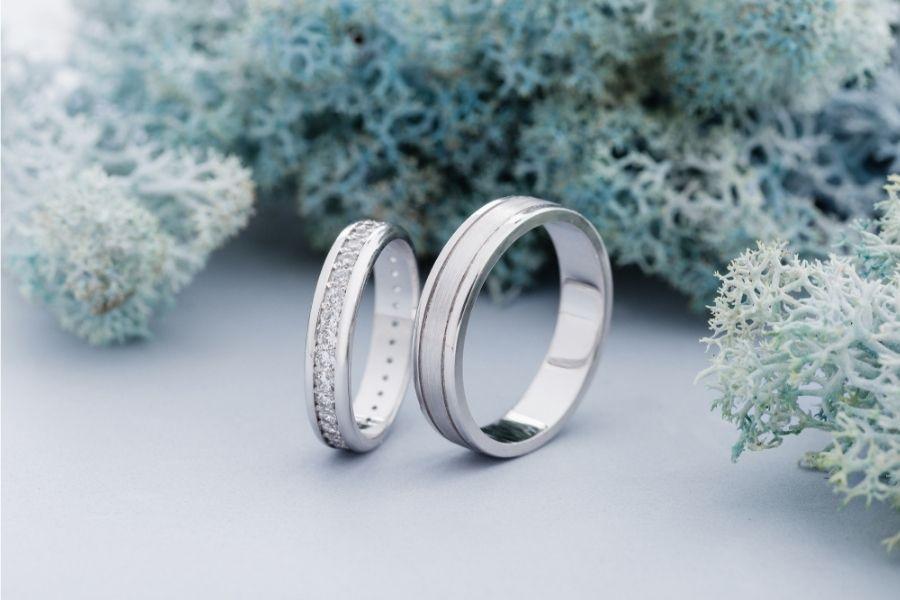 Beautiful Palladium v platinum wedding rings for Men