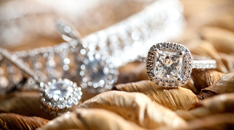 a wedding diamond jewelry set