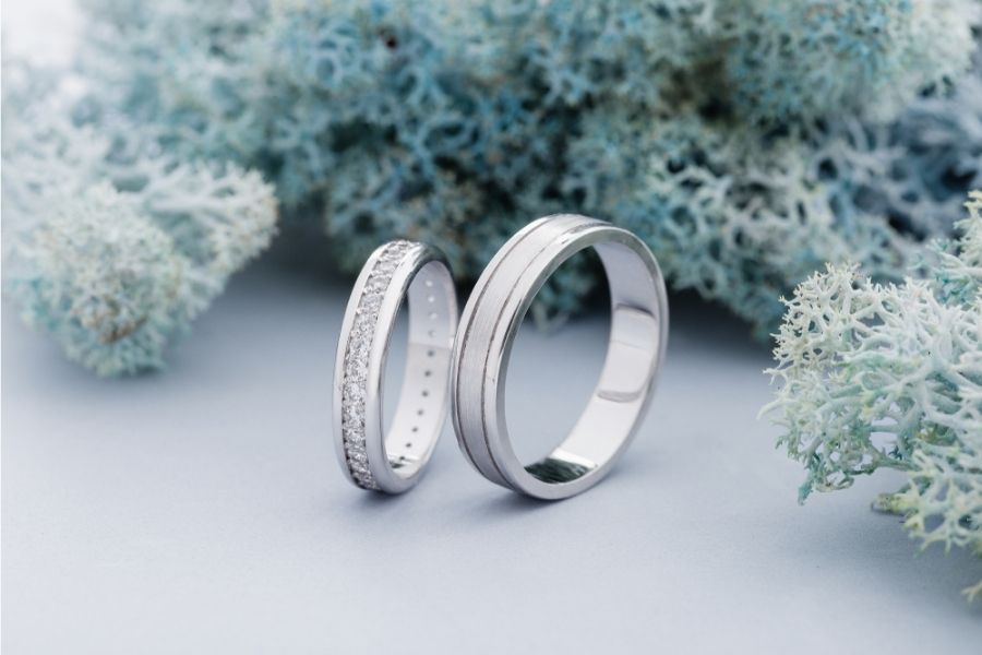 Palladium Diamond set patterned Wedding Ring | Smooch