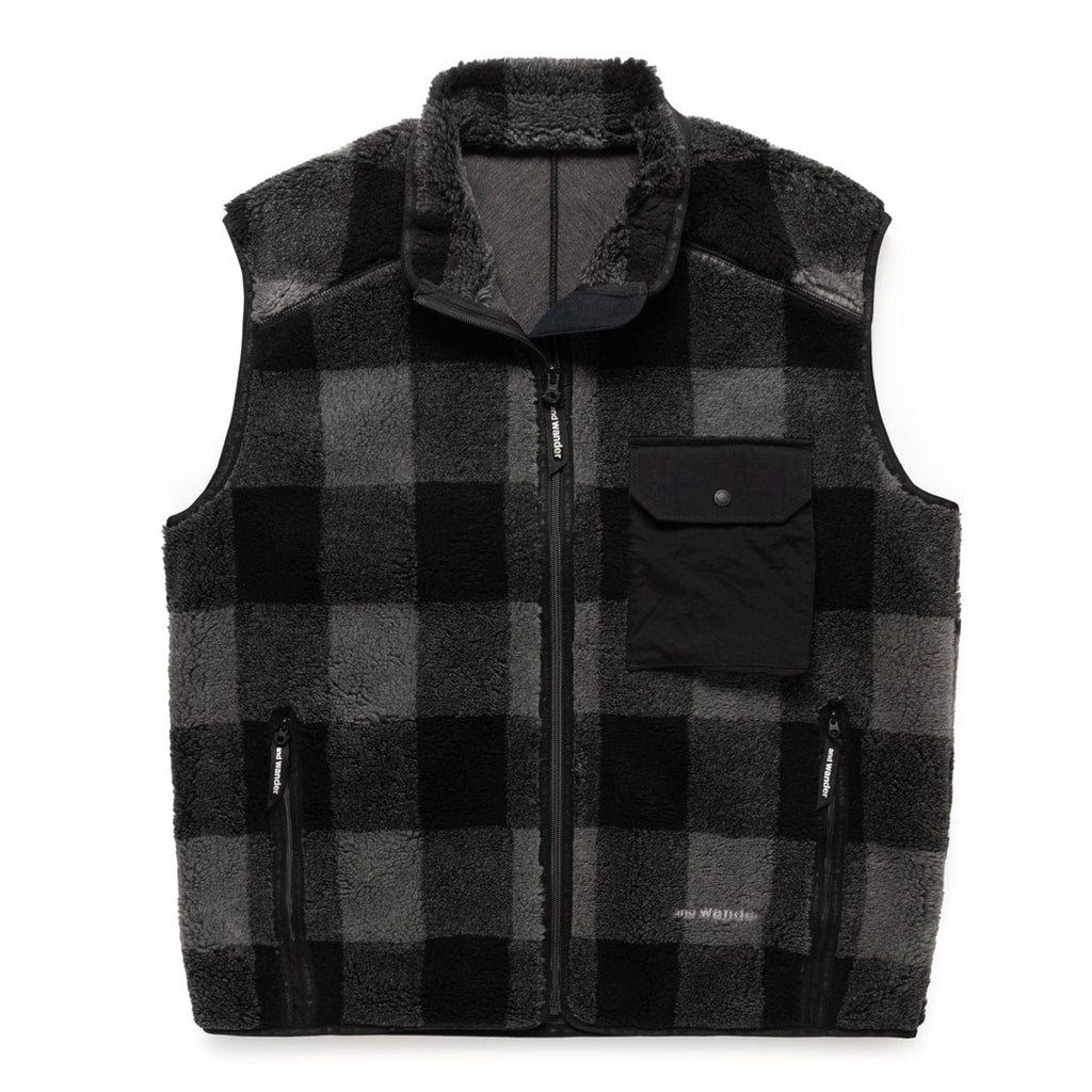 check-boa-vest-gray