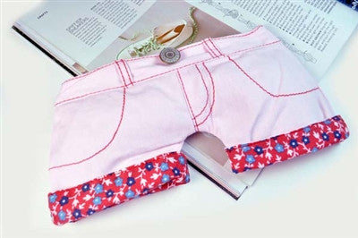 How can you make cute pencil cases?