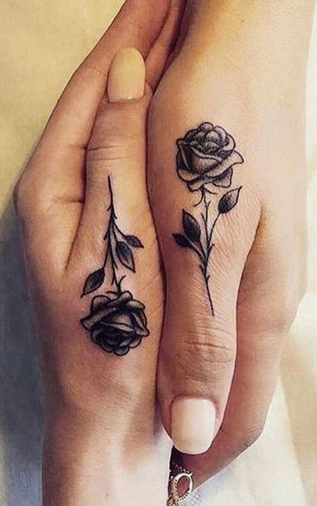 Small Cute Black Single Rose Hand Tattoo Ideas for Women - pequeñas ideas de tatuaje de rosa para las mujeres - www.MyBodiArt.com