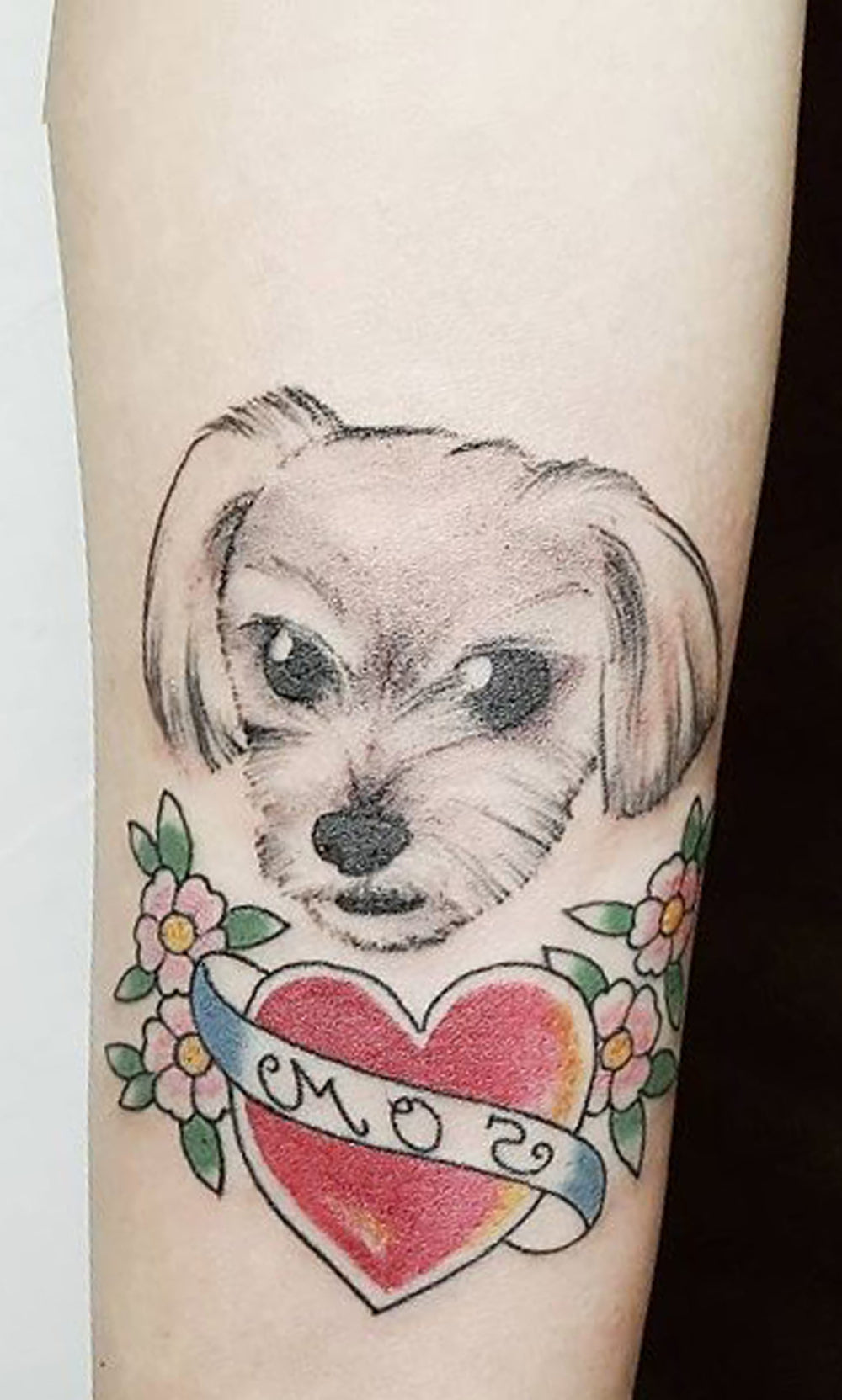 Realistic Memorial Dog Name Heart Flower Arm Sleeve Tattoo Ideas for Women -  tatuaje conmemorativo del brazo del perro - www.MyBodiArt.com