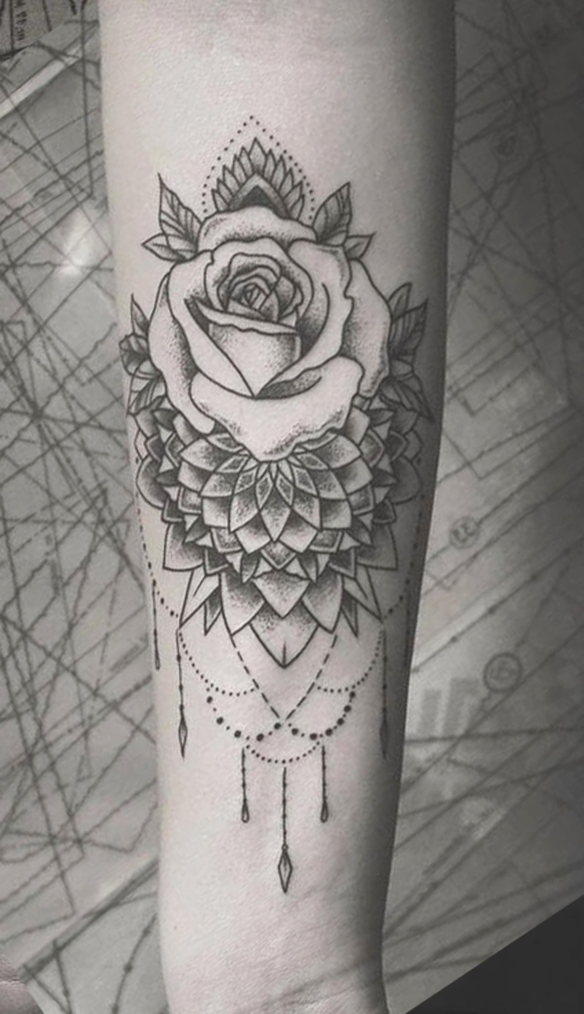 Boho Black Rose Chandelier Forearm Tattoo Ideas for Women - Mandala Lotus Flower Arm Sleeve Tat -  ideas de tatuaje de antebrazo rosa - www.MyBodiArt.com