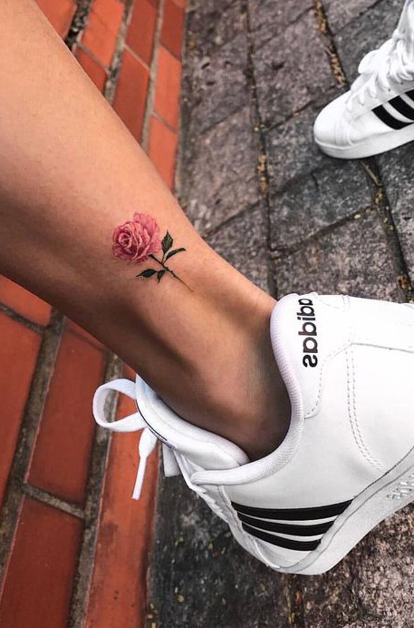 Watercolor Rose Ankle Tattoo Ideas for Women - Pretty Feminine Floral Flower Leg Tatouage - Ideas Del Tatuaje - www.MyBodiArt.com 