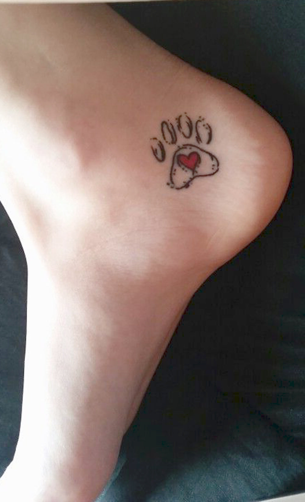 Cute Small Dog Paw Print Foot Tattoo Ideas for Women -  pata impresión pie tobillo tatuaje ideas para mujeres - www.MyBodiArt.com