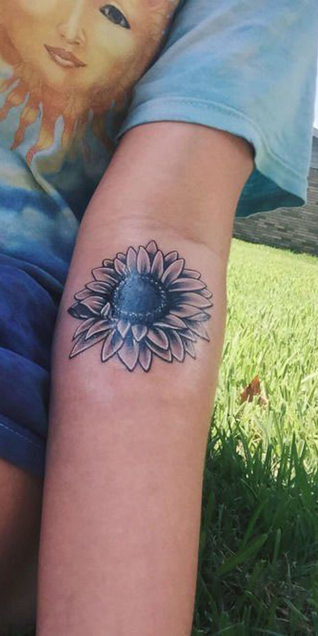 Cute Sunflower Forearm Tattoo Ideas for Women - Black and White Flower Arm Tat - www.MyBodiArt.com #tattoos