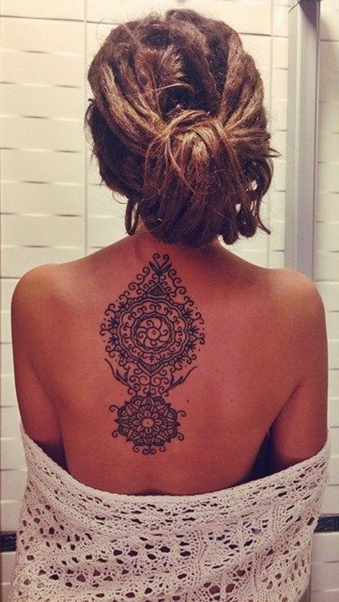 Feminine Geometric Sacred Mandala Tattoo for Women - Back Spine Tat - ideas significativas de tatuaje trasero para mujeres - www.MyBodiArt.com