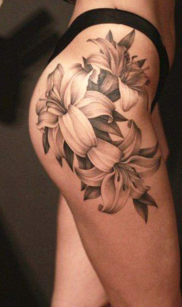 Cute Lily Flower Hip Tattoo Ideas for Women -  ideas lindas del tatuaje de la cadera del lirio para las mujeres - www.MyBodiArt.com