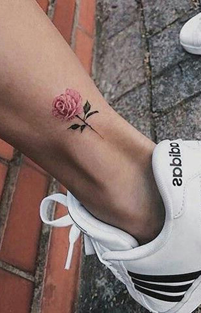 Small Rose Ankle Tattoo Ideas for Women Feminine Pink Watercolor Leg Tat - ideas pequeñas y lindas del tatuaje del tobillo de la rosa de la acuarela para las mujeres - www.MyBodiArt.com