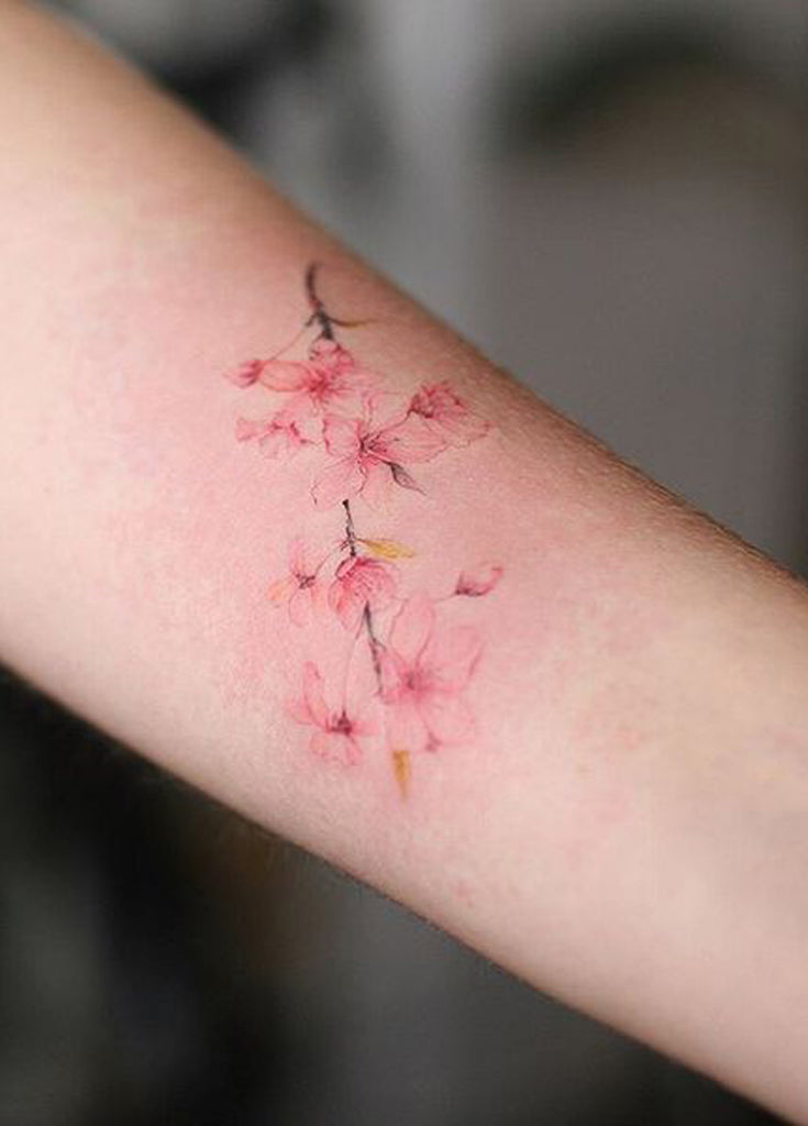Watercolor Pink Flower Cherry Blossom Wrist Tattoo Ideas for Women -  ideas de tatuaje de muñeca de flor de cerezo para las mujeres - www.MyBodiArt.com 