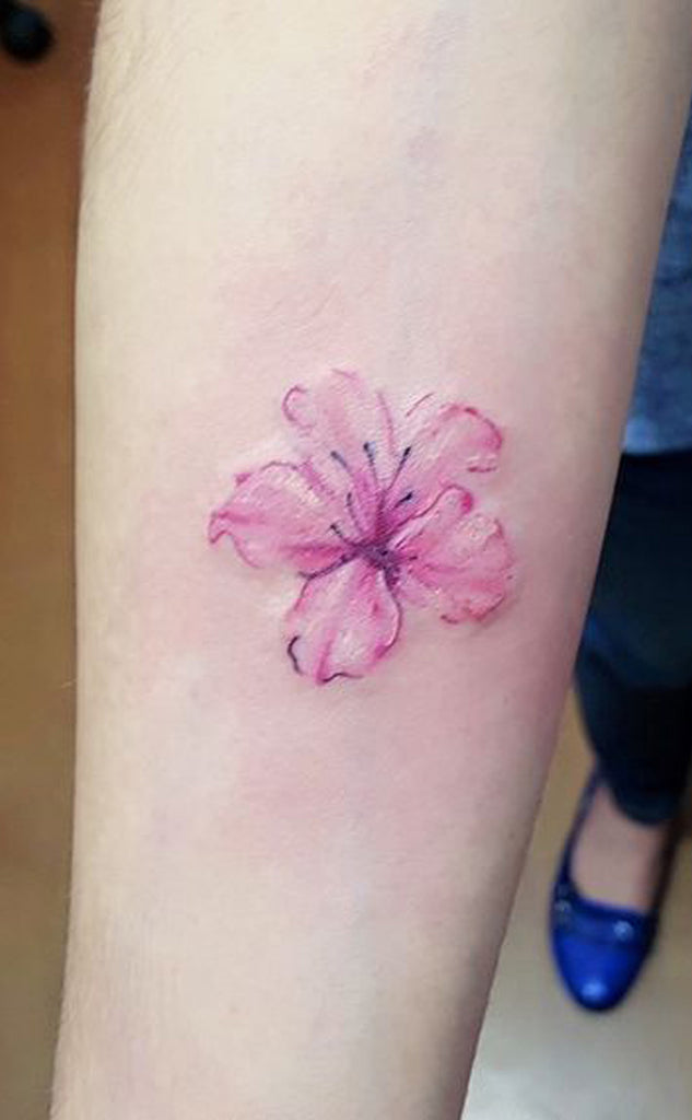 Small Cute Pink Cherry Blossom Forearm Tattoo Ideas for Women -  ideas del tatuaje de la flor floral de la acuarela para las mujeres - www.MyBodiArt.com