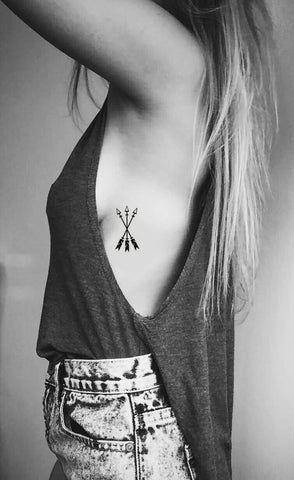 Compass Crossed Arrows Tattoo Art Symbol Stock Vector (Royalty Free)  703844221 | Shutterstock