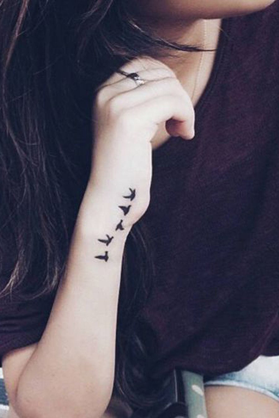 Chenoa Flying Bird Sparrow Silhouette Temporary Tattoo – MyBodiArt