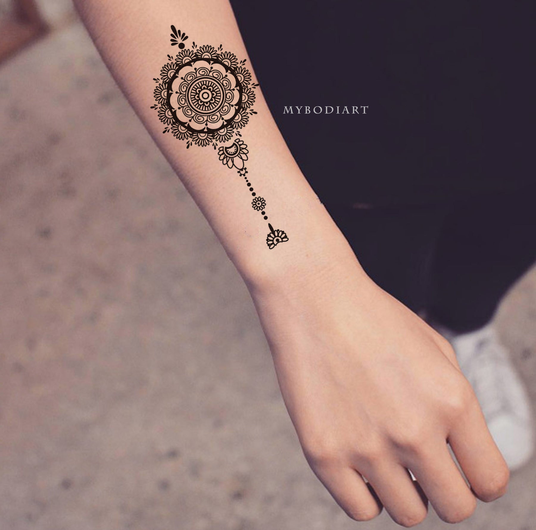 Versatile DIY Henna Tattoos for Beginners | Shop Mihenna!