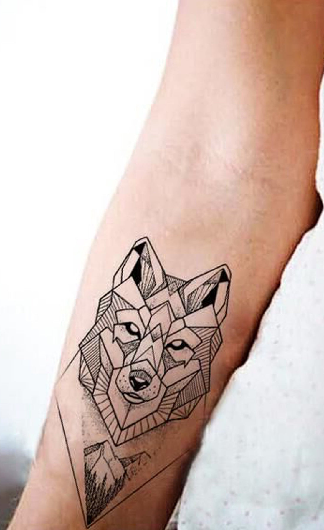 70 Unhackneyed Geometric Tattoo Ideas And Their Meanings