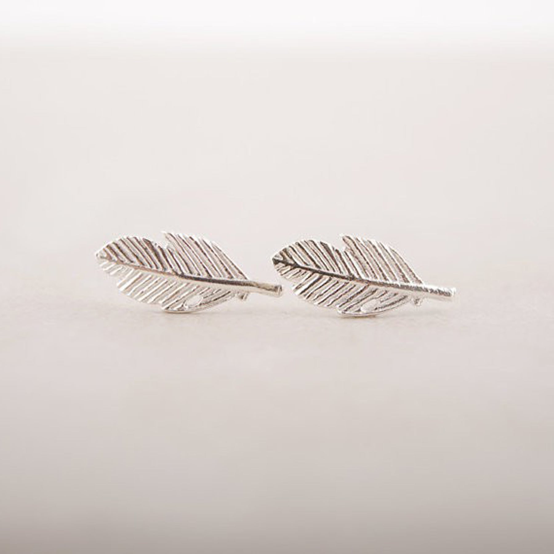 Koharu Minimalist Leaf / Feather Earring Studs – MyBodiArt