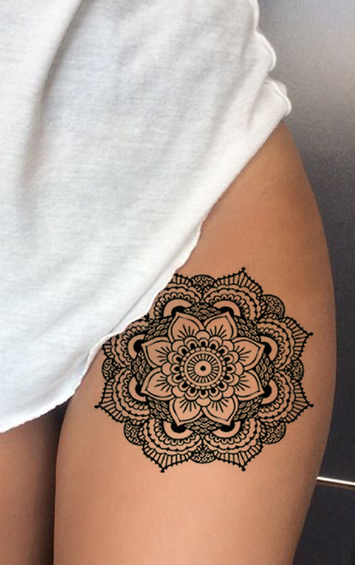 Mandala Design Mehndi Indian Henna Tattoo Round Pattern or Background  Stock Illustration  Illustration of floral decor 85757970