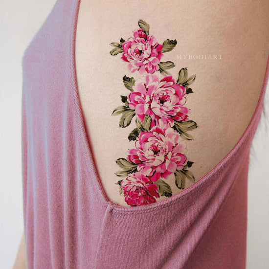 Mexican Tattooist Stitches Colorful Floral Tattoos Inspired by Her Culture   Hue Redner