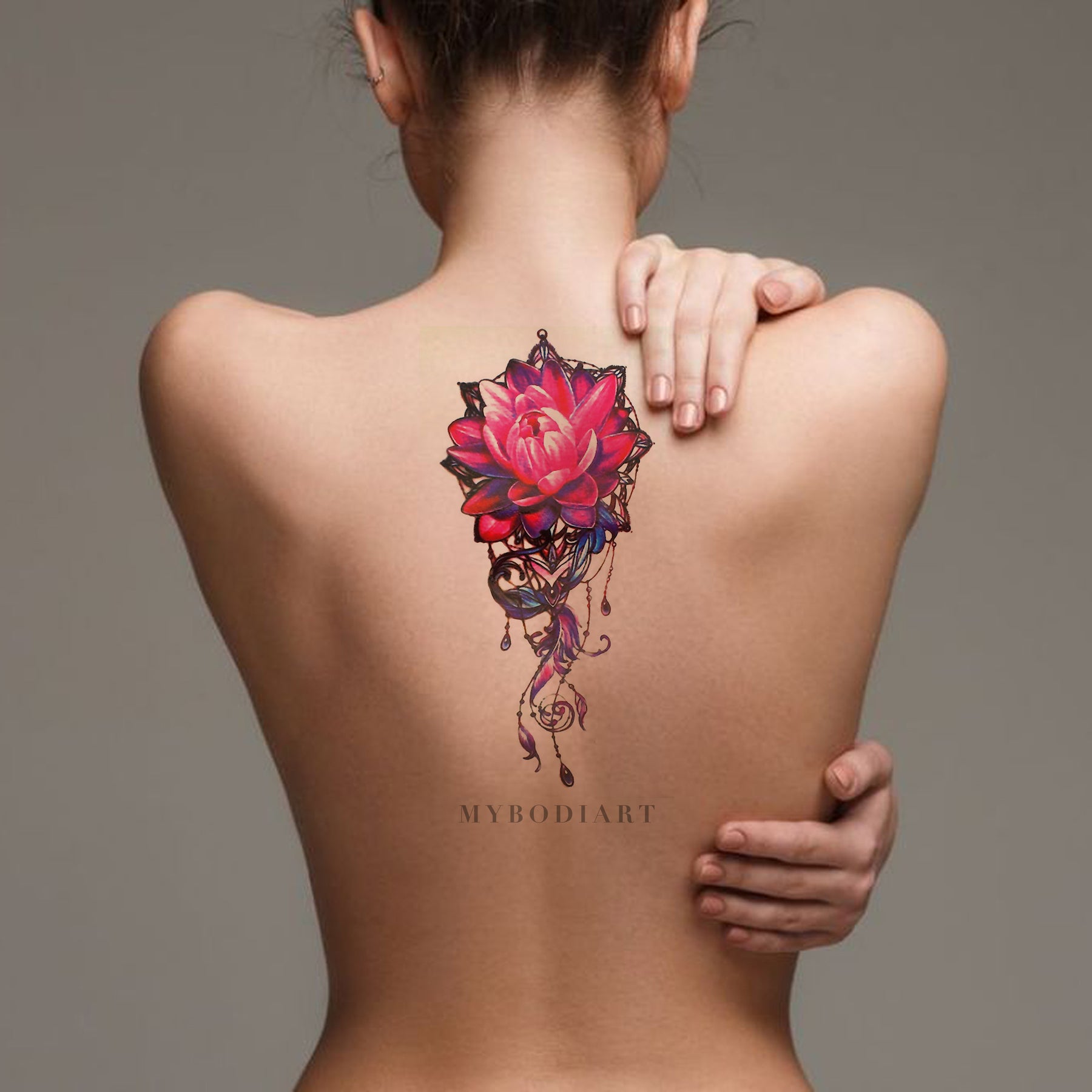 33 Stunning Flower Tattoos That Radiate Beauty and Softness