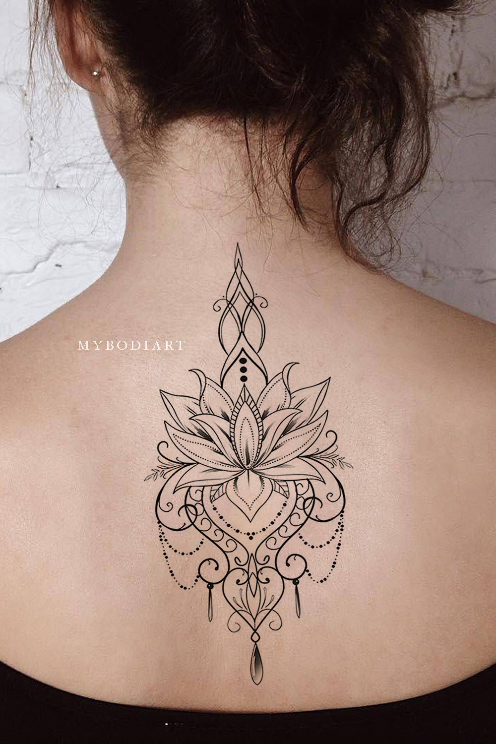 Delicate Tattoos That Look Just Like Incredible Jewelry | CafeMom.com