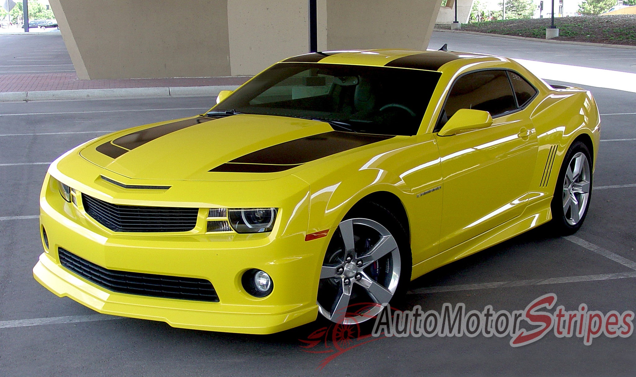 Featured image of post 2012 Camaro Bumblebee Stripes Bumblebee is a prequel to the most recent transformers movies set in an 80s beach town