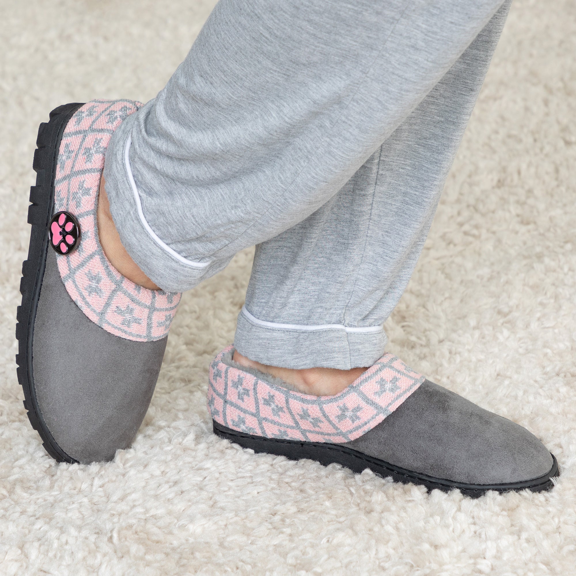 Purple Paw Women's Comfy Clog Slippers - Pink/Gray - 10