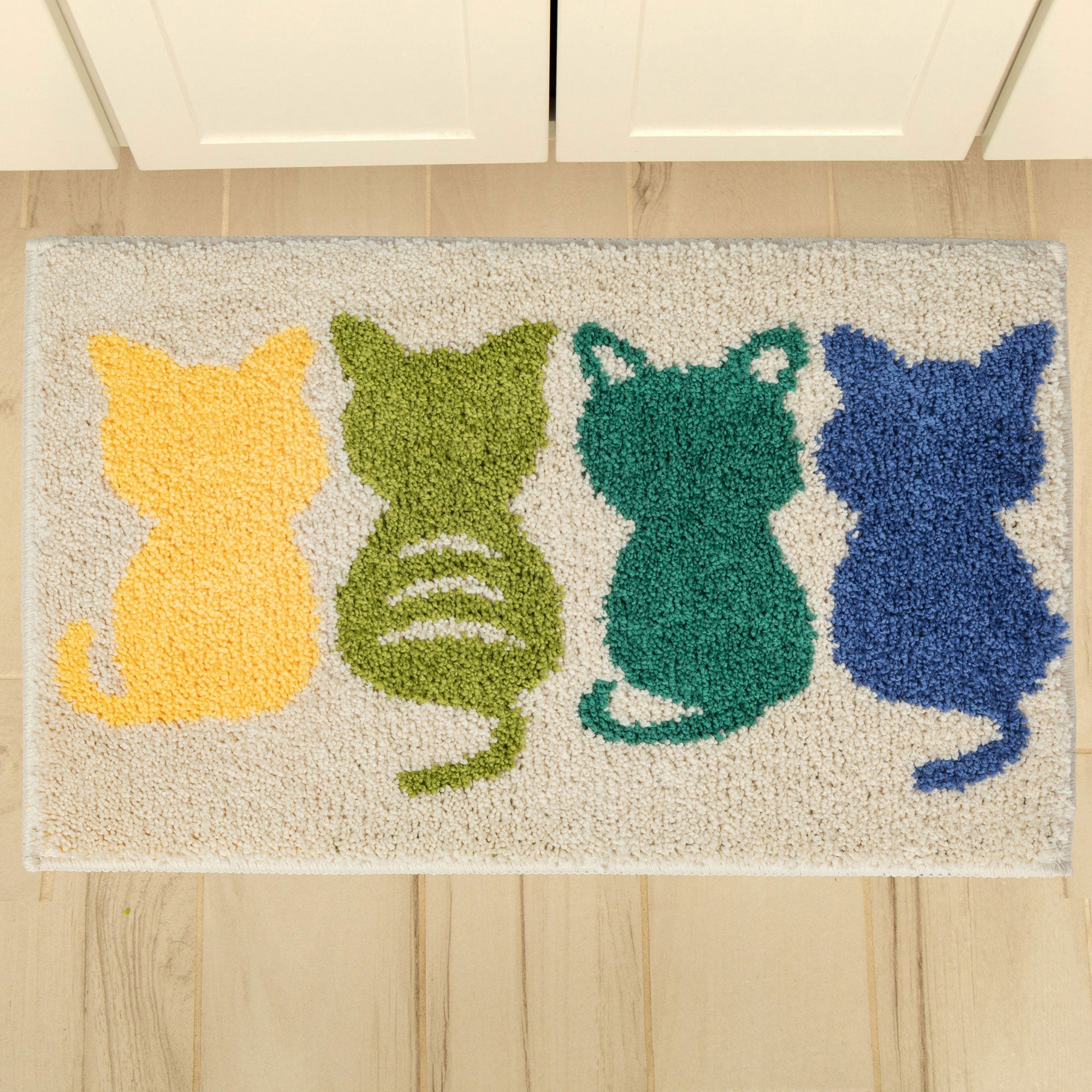 Cat Friends Plush Rug