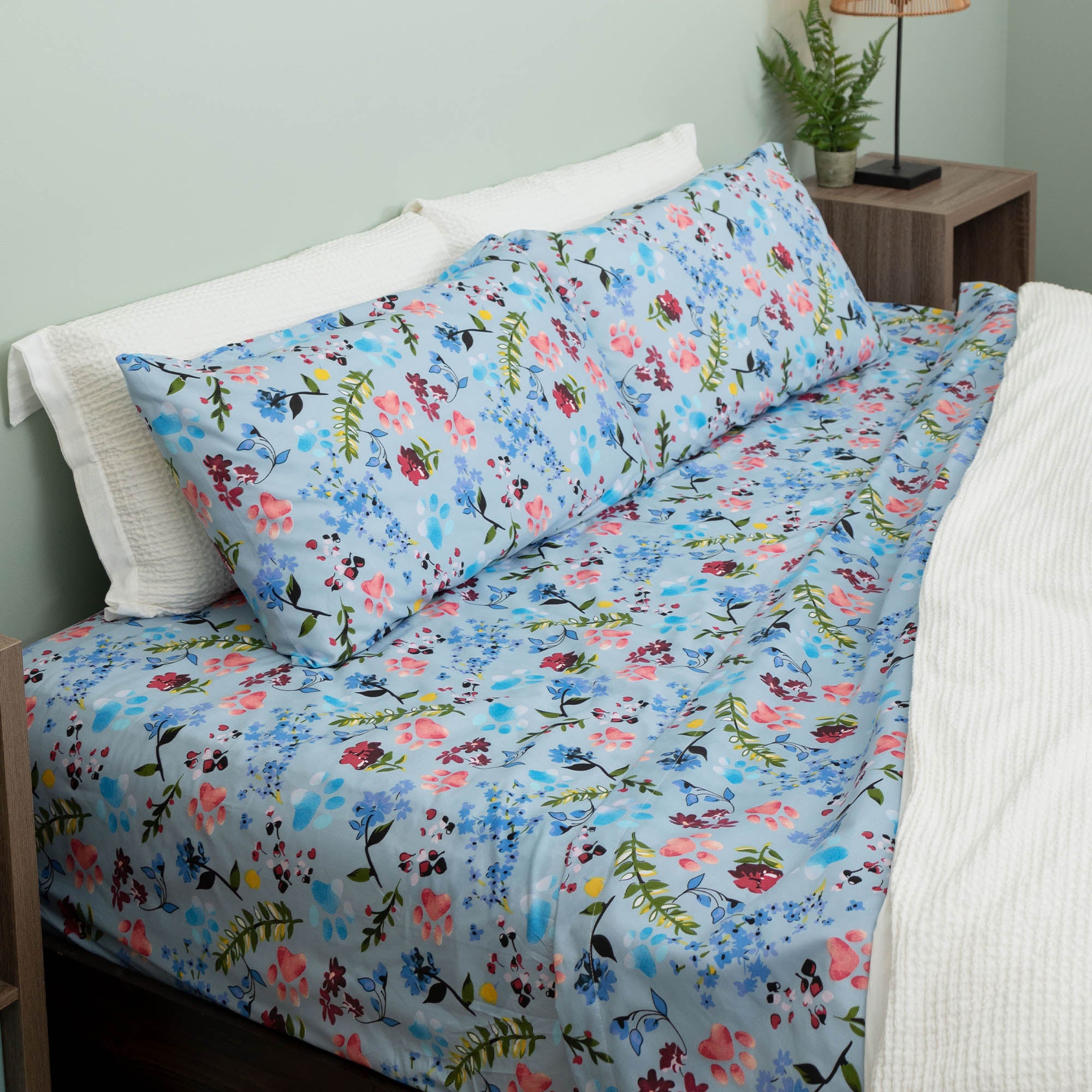 Super Cozy™ Flower Garden Paws Sheet Set - Blue - Queen