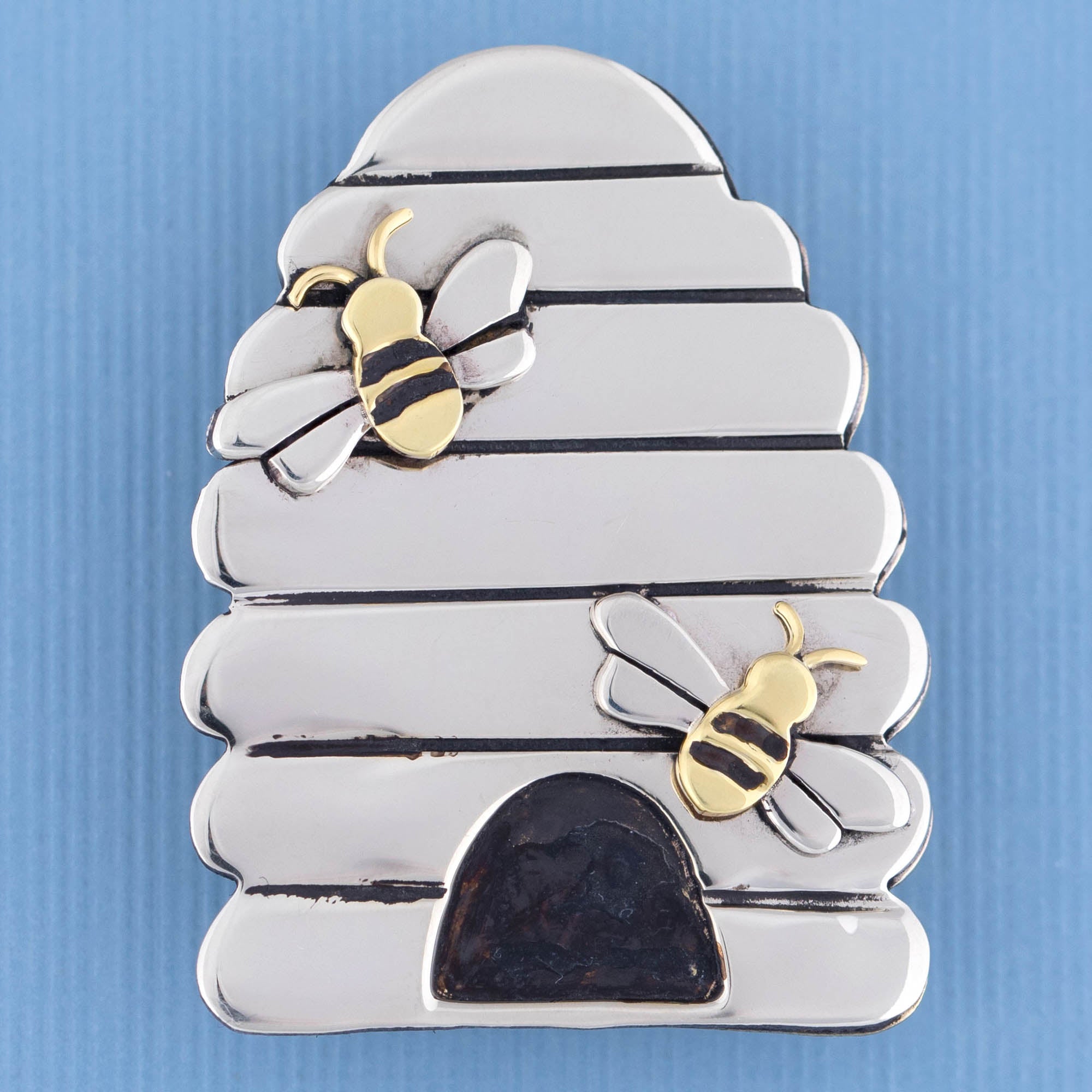 Beehive Mixed Metal Pin