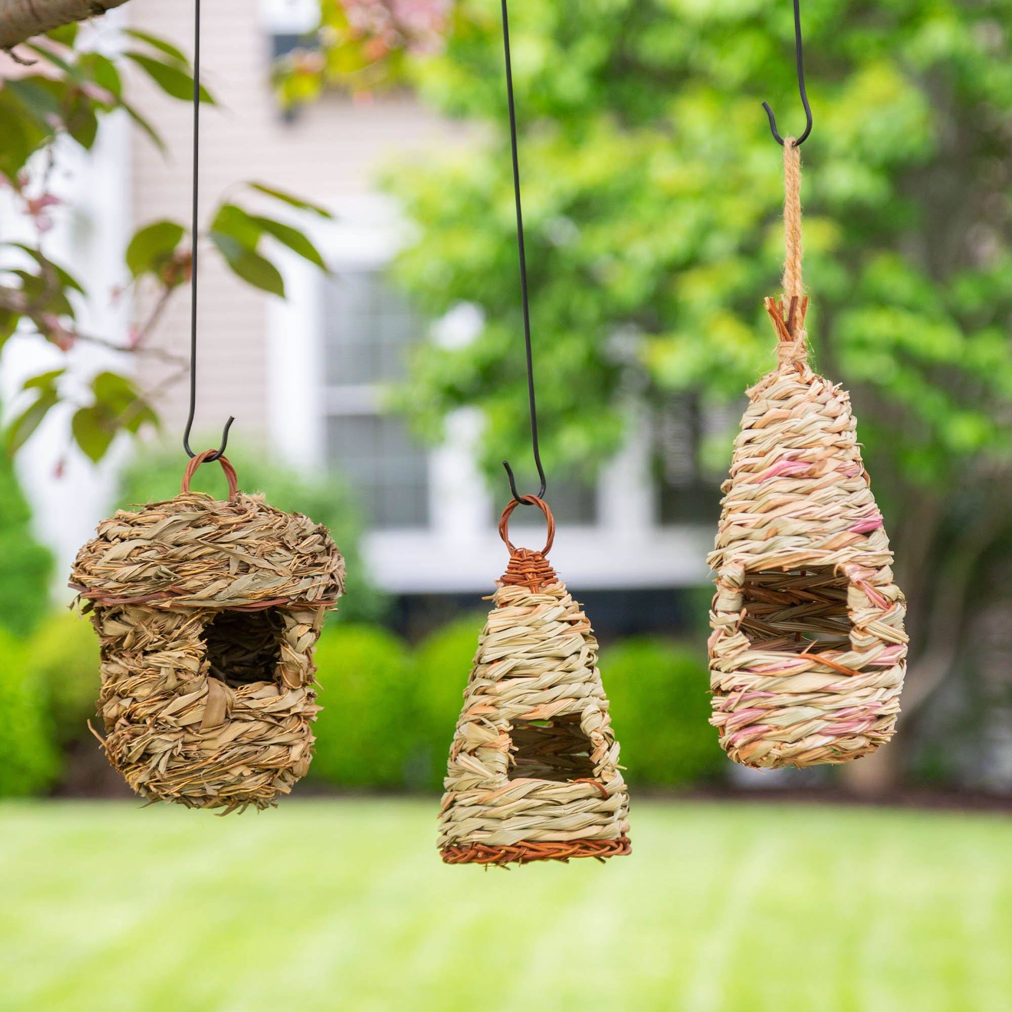 Roosting Pocket Birdhouse , 100% Natural Reed Grass - Hive