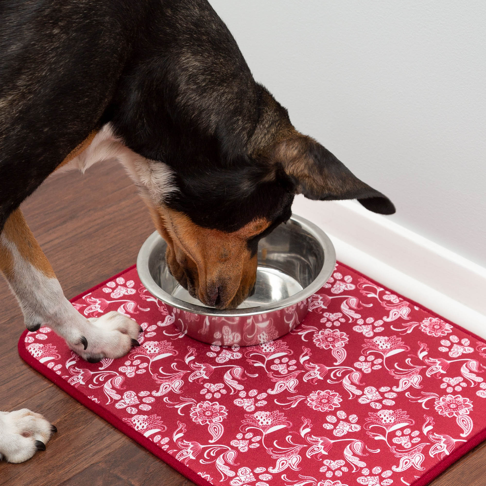 Messy Paws Absorbent Pet Dish Mat - Red Paisley Paws