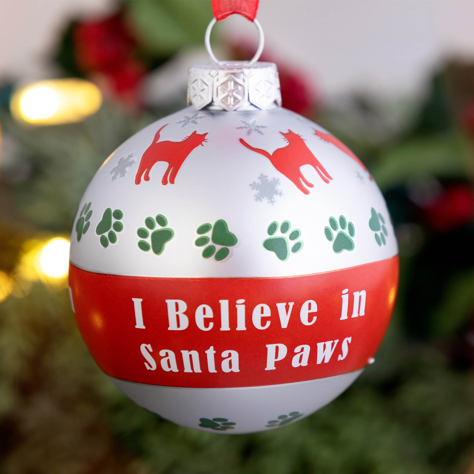 I Believe In Santa Paws Glass Ornament - Cat