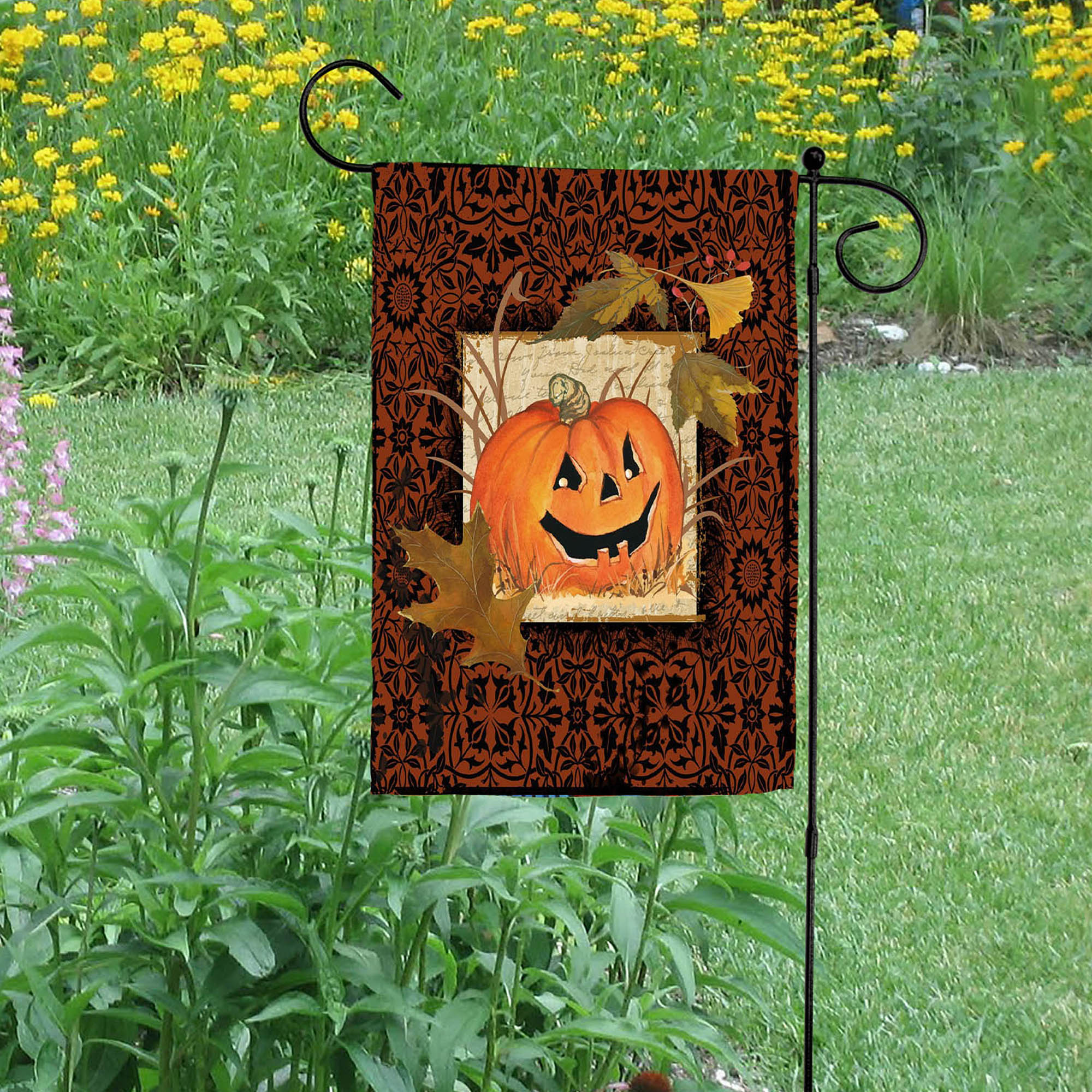 Toland Gothic Pumpkin Garden Flag