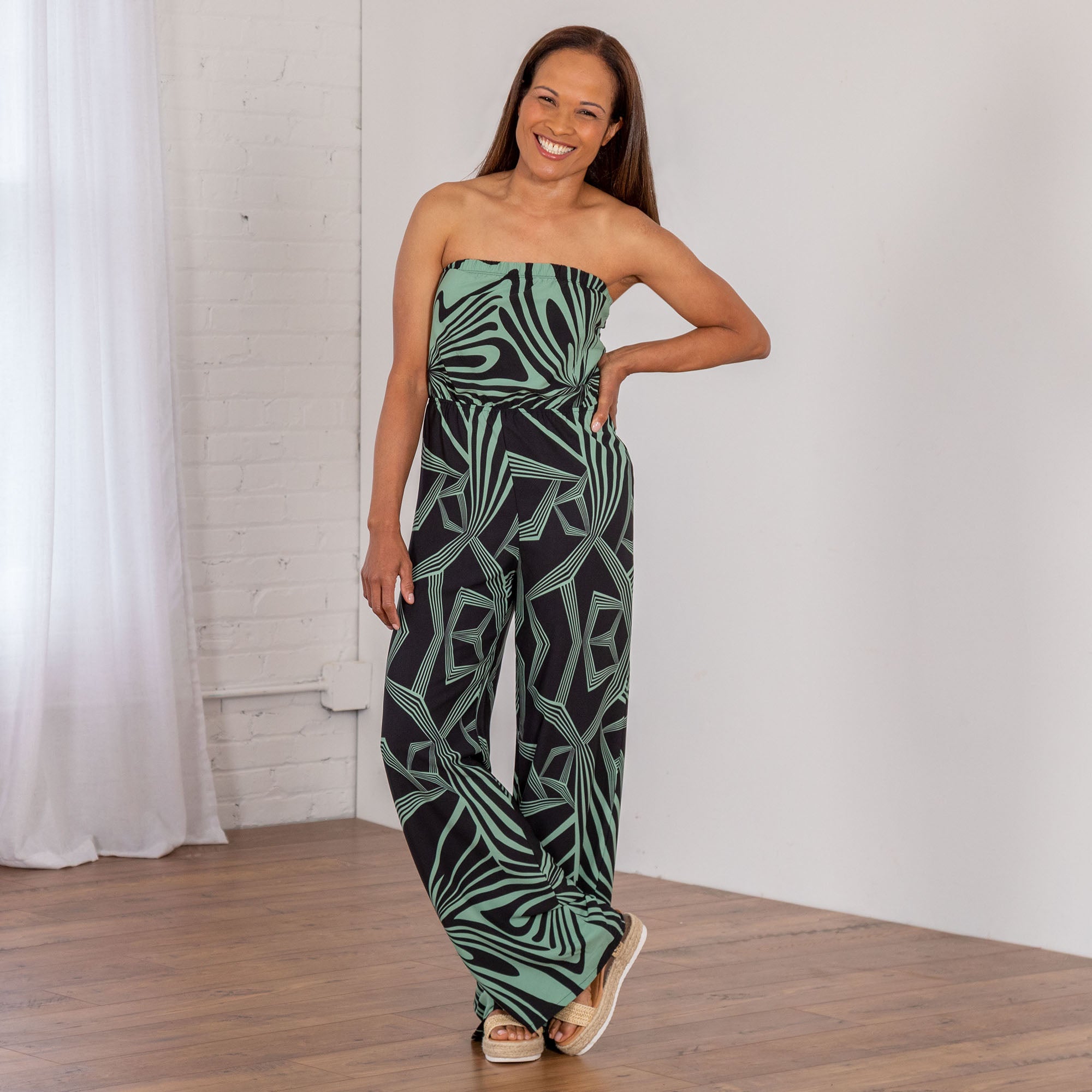 Geo Print Tie Back Strapless Jumpsuit - M